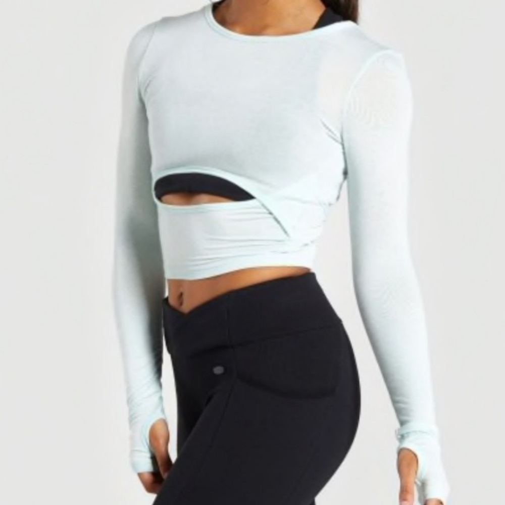 Gymshark Long Sleeve Cutout Crop Top in Pale Mint